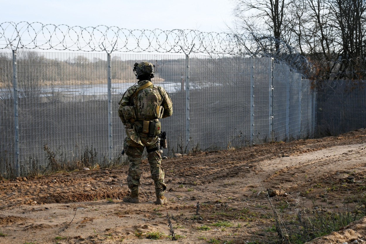 Nelegālo migrantu spiedienu uz Latvijas robežu sagaida vēl vairākus gadus