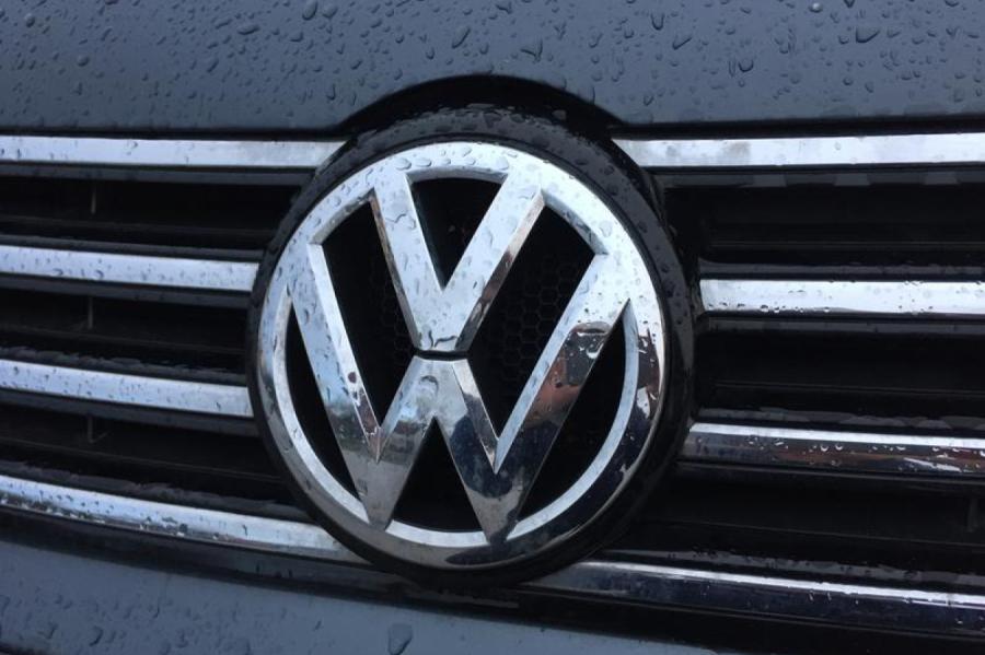 20 000 «Volkswagen» darbinieku piekrituši brīvprātīgai aiziešanai no uzņēmuma