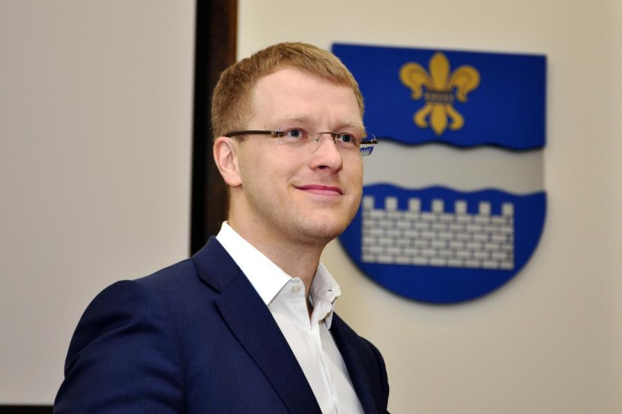 papildināta - Daugavpilī 14 no 15 deputātu mandātiem ieguvusi "Sarauj, Latgale!"