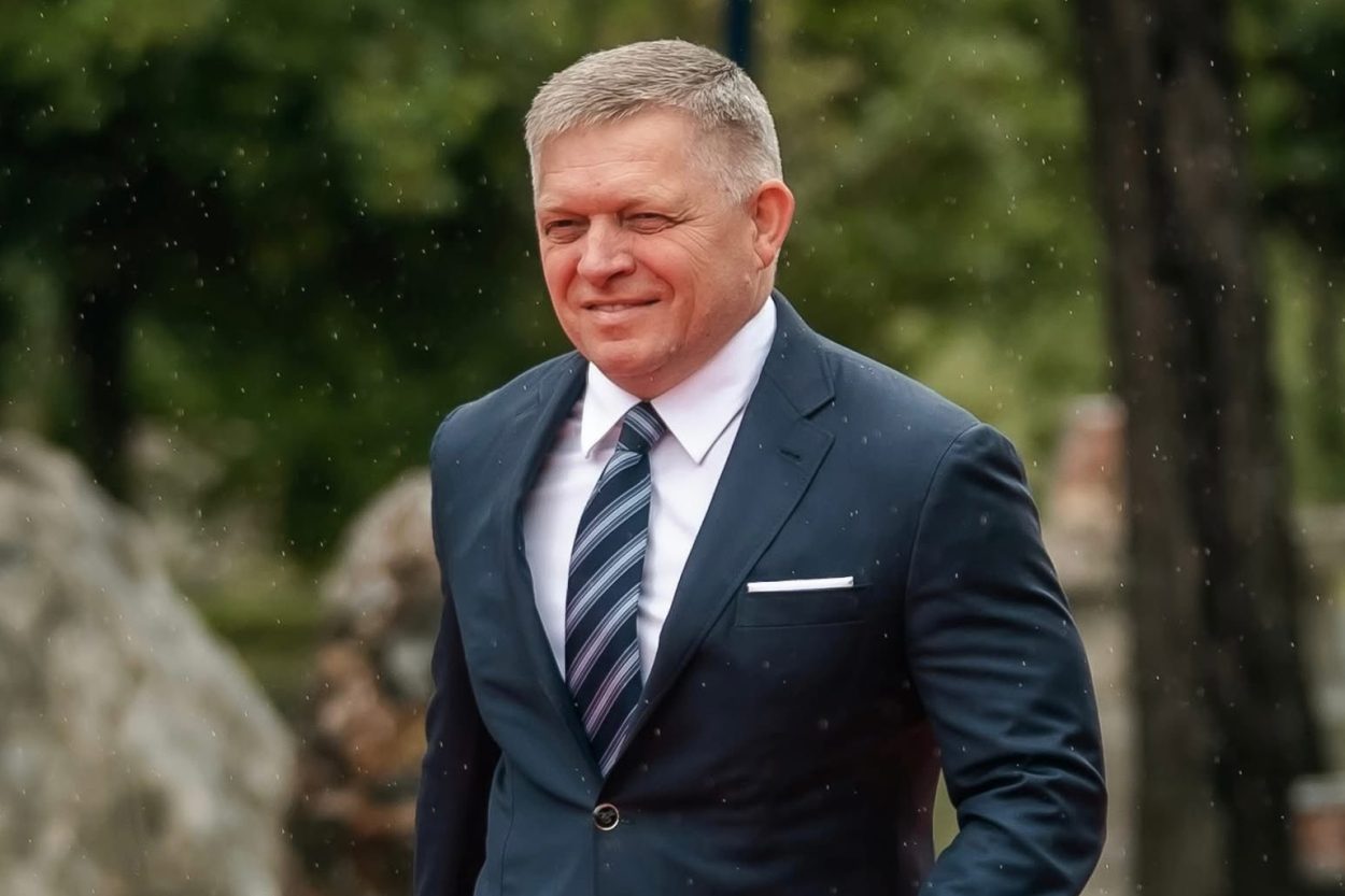 Fico slavē autoritārās valstis par ekonomisko efektivitāti