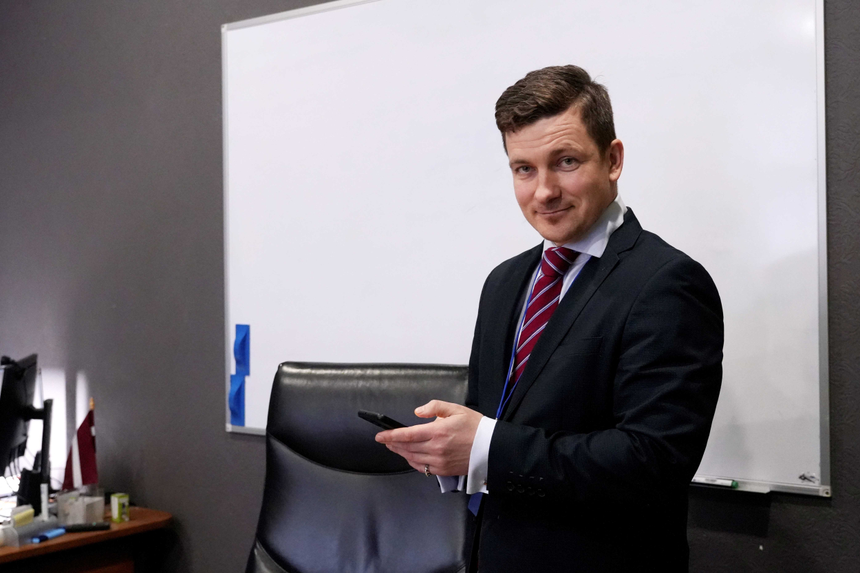 Zviedris kandidēs uz CVK priekšsēdētāja amatu