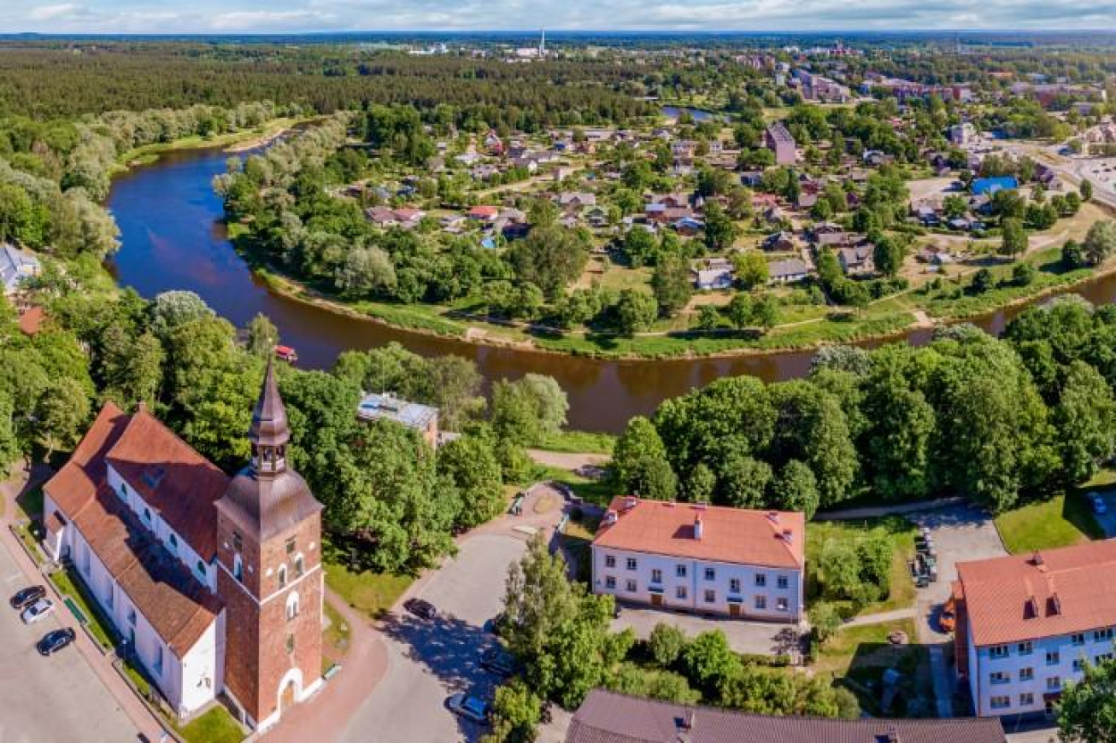 Latvijas SOS bērnu ciematu asociācija atklās jaunu atbalsta centru Valmierā