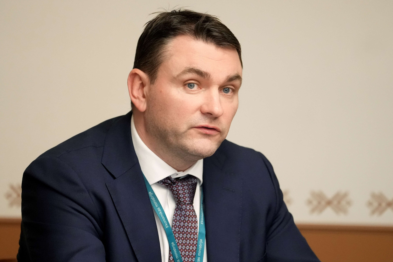 Valanti plānots atkārtoti iecelt Liepājas SEZ valdes locekļa amatā