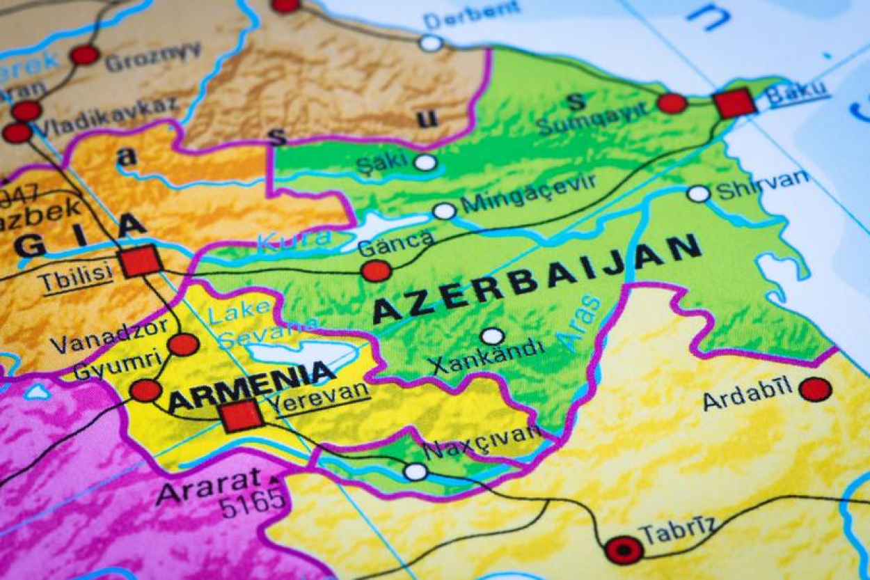 Armēnijā miljardieris apsūdzēts kūdīšanā uz varas sagrābšanu