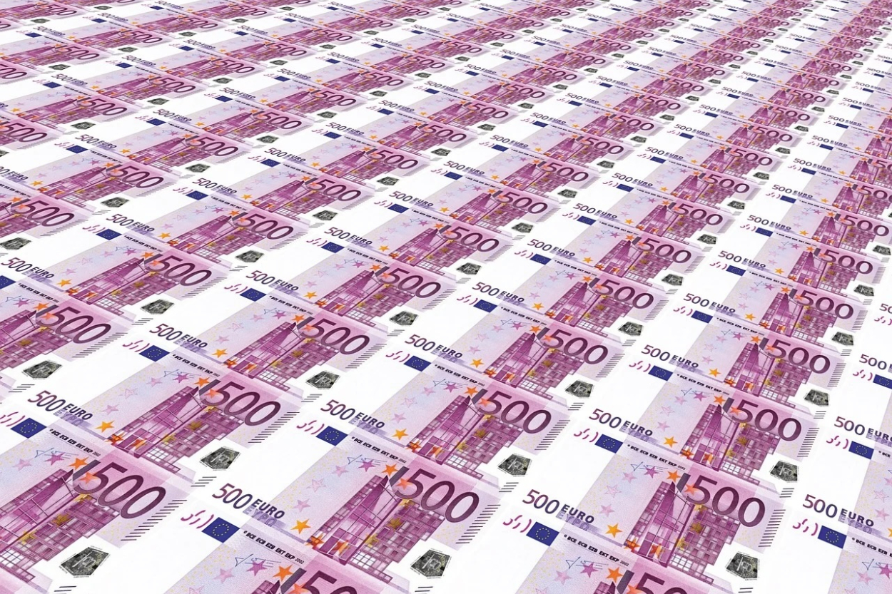 Finansistiem domstarpības par sabiedrības atbalstu ekonomikas lēmumiem
