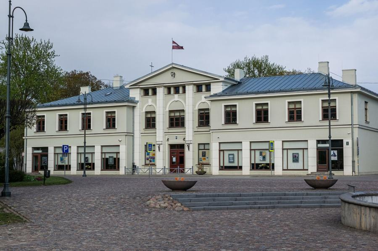 Dobeles novadā ar vienas balss pārsvaru vadībā atgriežas Spridzāns