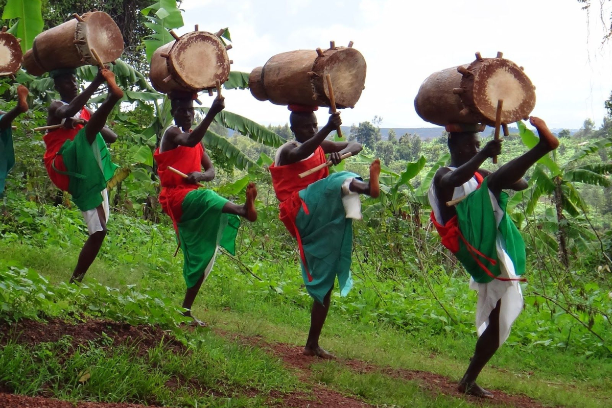 Burundi nolinčotas sešas "raganas"