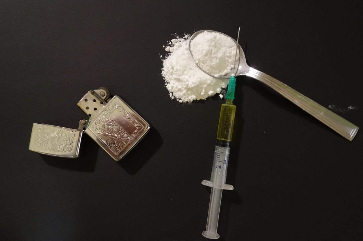 Latvijā trūkst pakalpojumu sintētisko opioīdu pārdozēšanas novēršanai