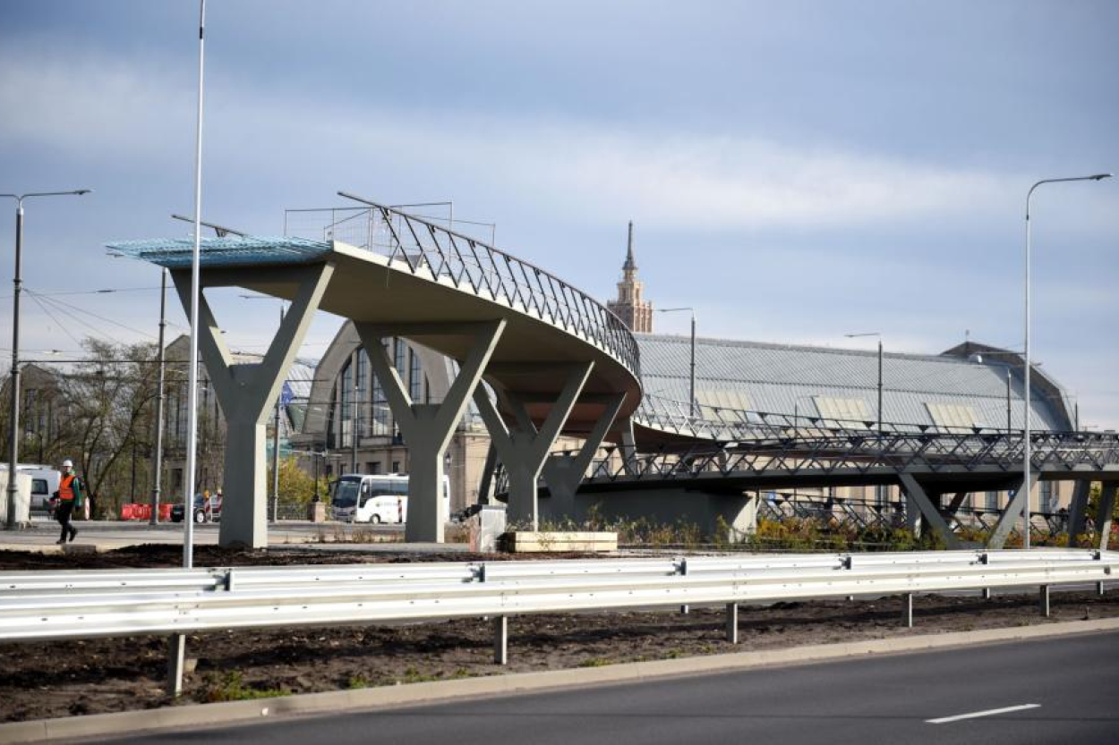 Parakstīts līgums par Rail Baltica pamattrases būvdarbu sākšanu
