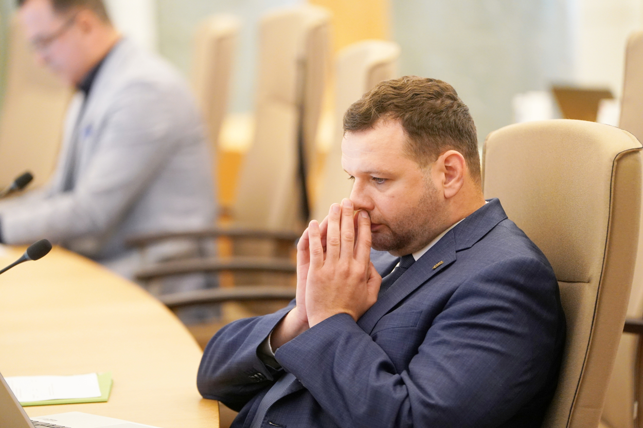 Ministrs: Pensijas no 50 gadu vecuma nav normāla situācija