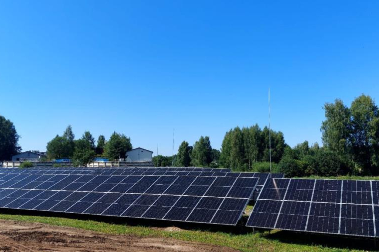 "Rīgas ūdens" būvēs saules elektrostaciju
