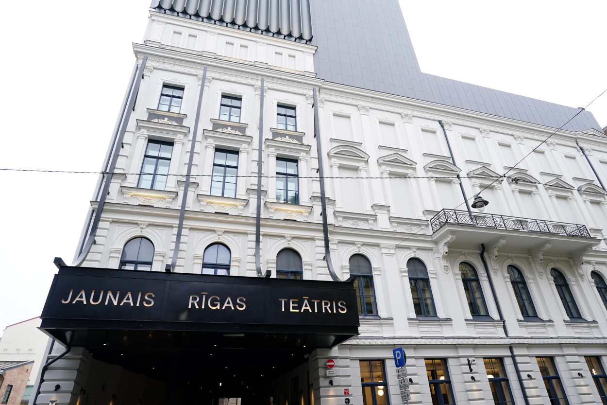 Skatītājiem tiek gatavotas 13 jaunas izrādes