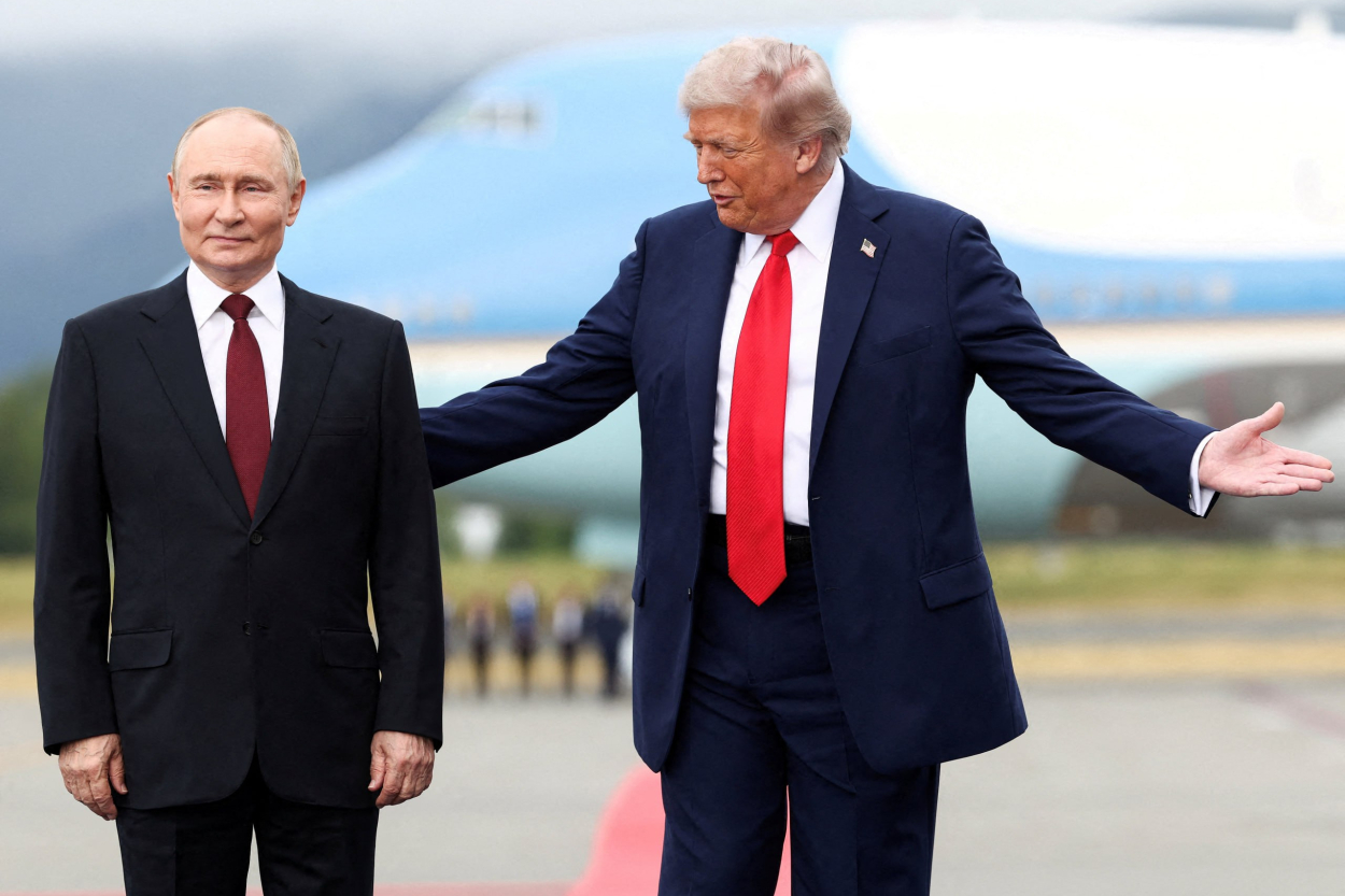 Aļaskā sākas Trampa un Putina sarunas