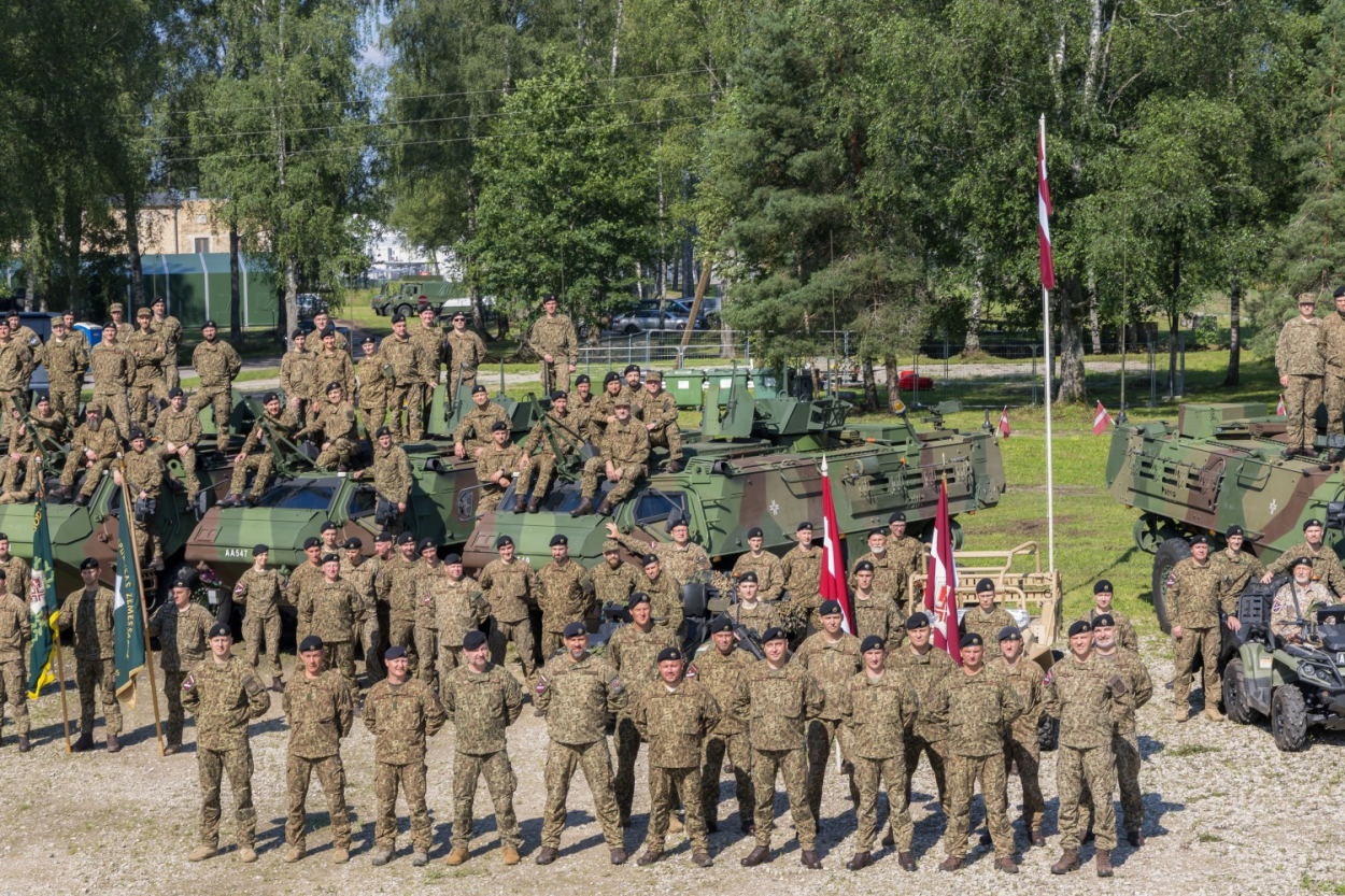 Kā kļūt par zemessargu: aicināti pilsoni no 18 līdz 55 gadiem (+VIDEO)