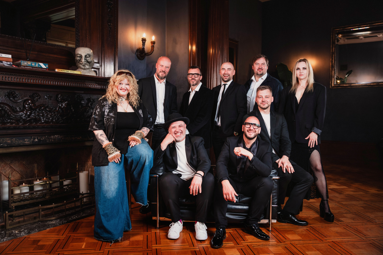 Latviešu grupai «‎Very Cool People»‎ turpinās radošie panākumi (+VIDEO)
