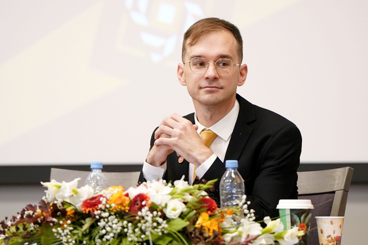 Par partijas "Austošā saule Latvijai" priekšsēdētāju ievēlēts Zeltīts
