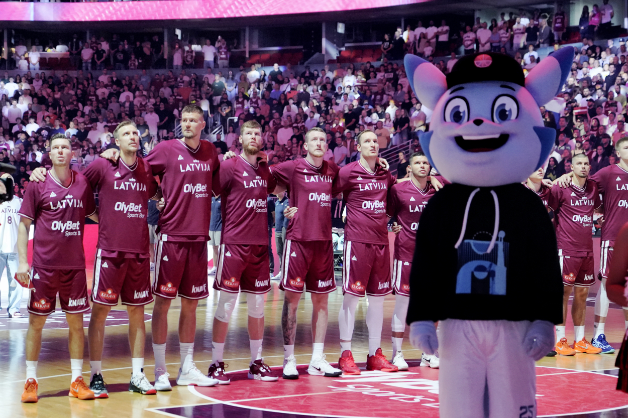 Latvijas basketbolisti Rīgā sāks Eiropas čempionāta finālturnīru