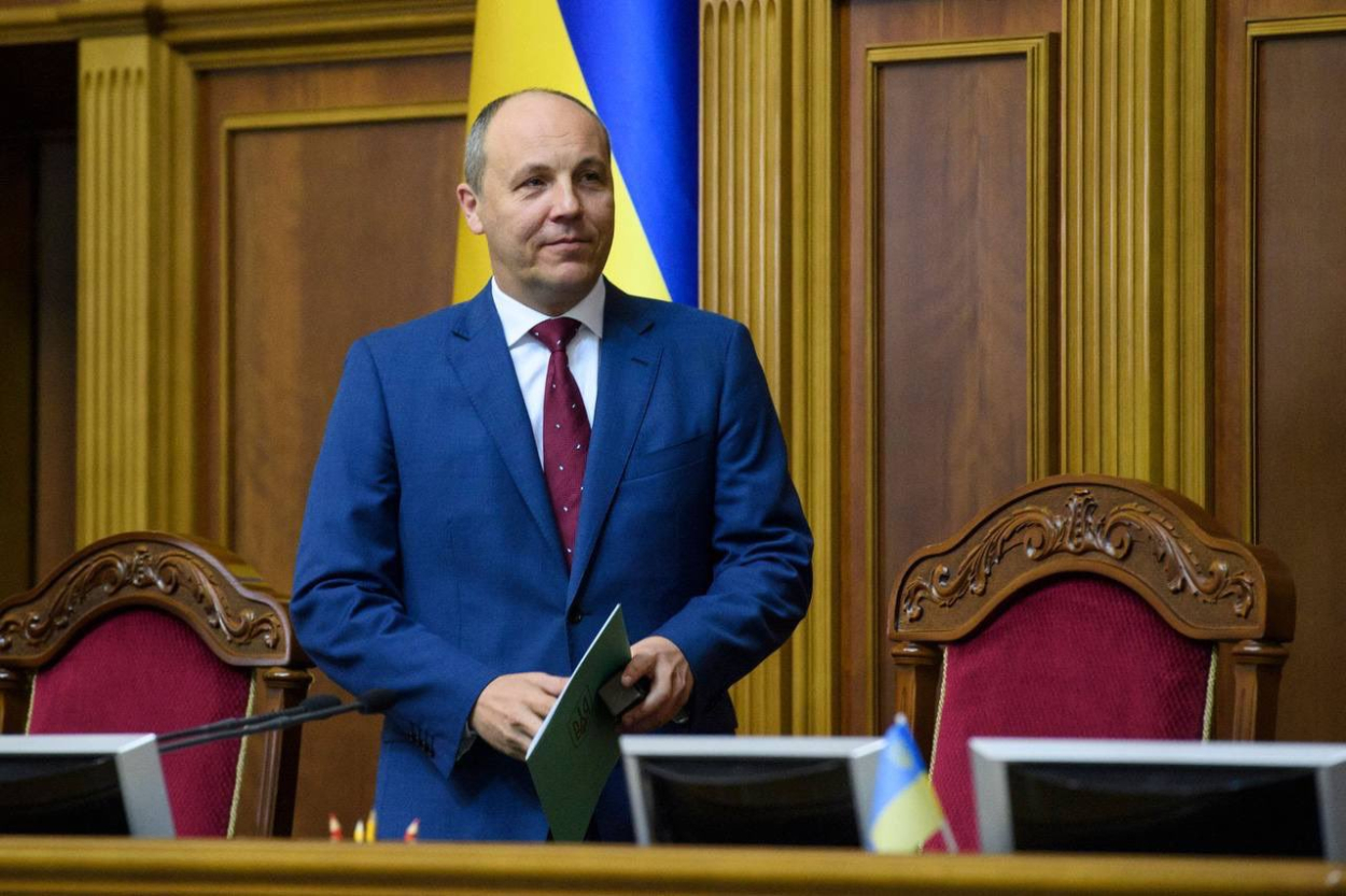 Ļvivā nošauts bijušais Ukrainas parlamenta spīkers Parubijs