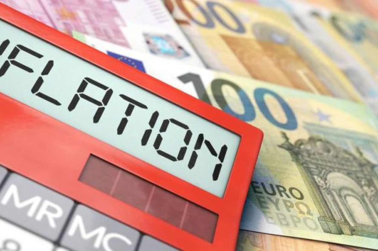Eurostat: Gada inflācija eirozonā augustā pieaugusi līdz 2,1%