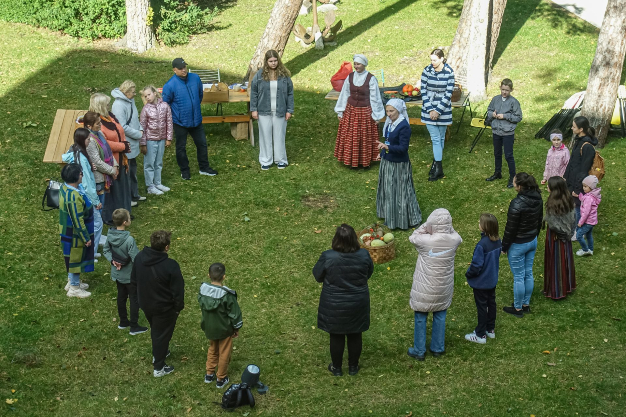 Miķeļdienas jautri nosvinēt Ventspils Piejūras muzejā (+VIDEO)