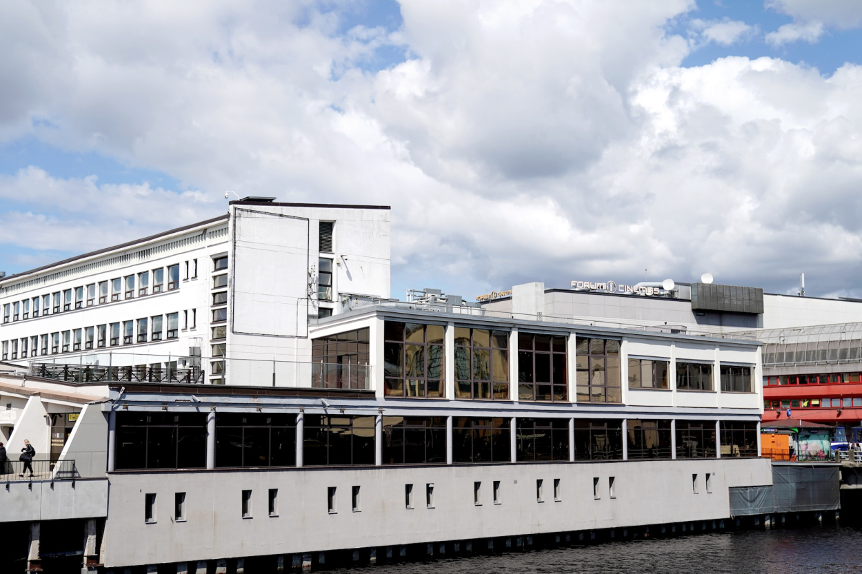 Rīgas autoostas viesnīcas iecere iestrēgusi kultūras un Rail Baltica dēļ